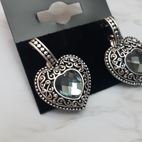 Vintage Heart Drop Earrings - Picture 2 of 4